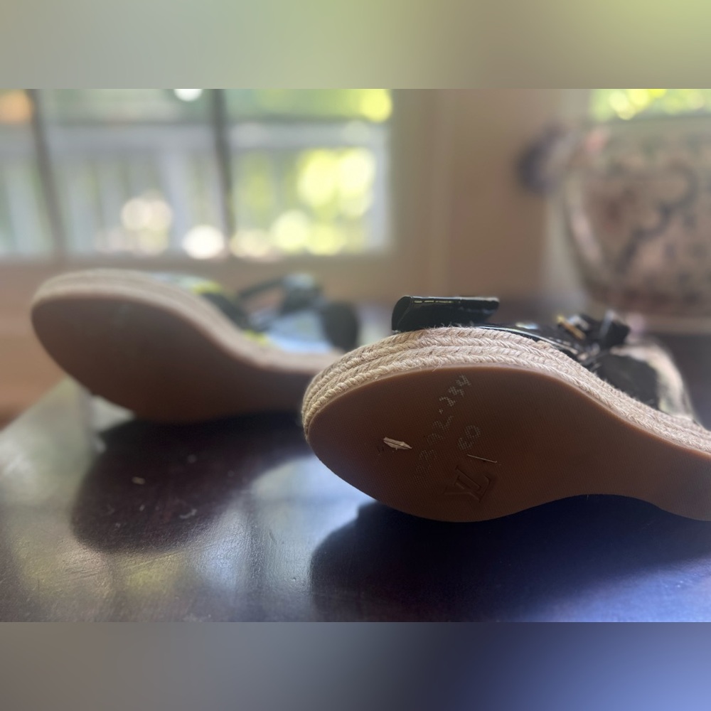 Louis Vuitton black sling back sandal wedge heels size 39 bow - Picture 7 of 8